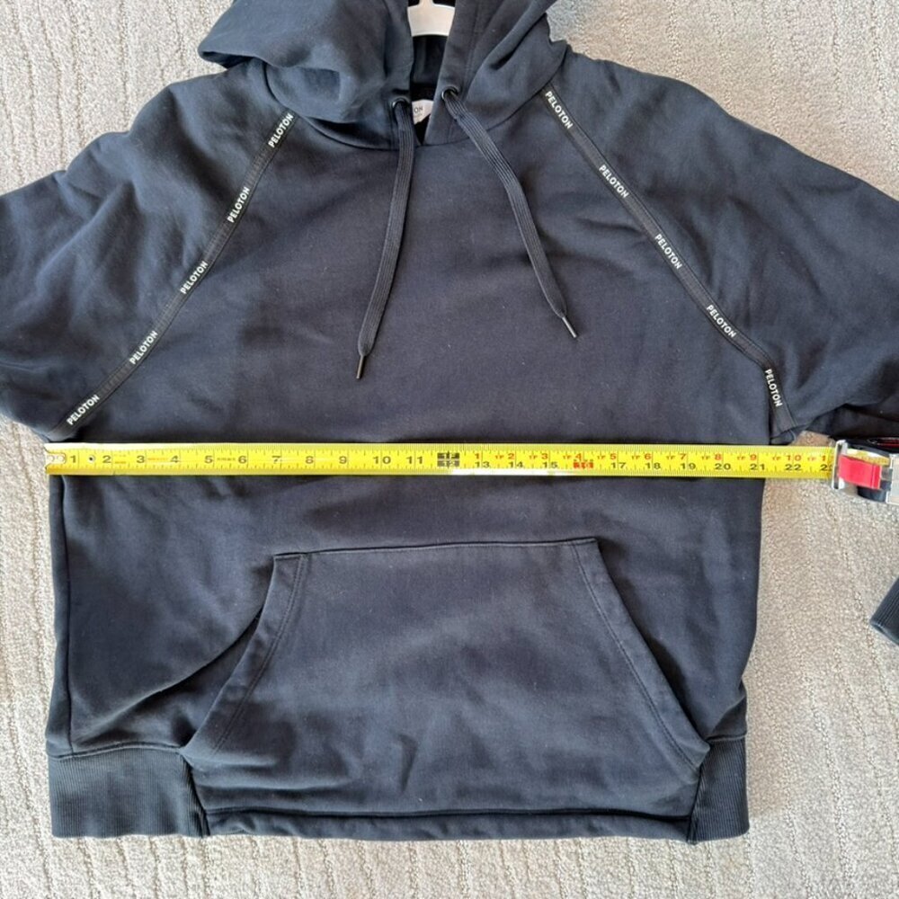 🖤 Peloton Black Pullover Hoodie – Size M 🖤 - Picture 6 of 7